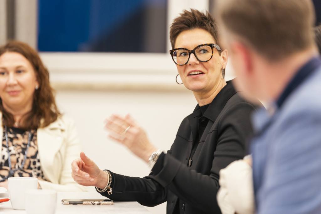 Mitgliederversammlung der Lokalen Aktionsgruppe Landkreis Hof am 27.11.2025 im multifunktionalen Mehrzweckgebäude der Gemeinde Berg